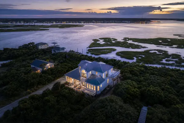 Selling Your NC Home for Less Than You Owe,Vicki Lemmond