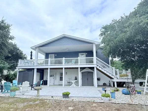 5405 Cedar Tree LN, Emerald Isle, NC 28594