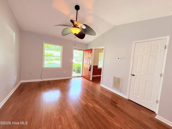 600 N 35th ST #103, Morehead City, NC 28557