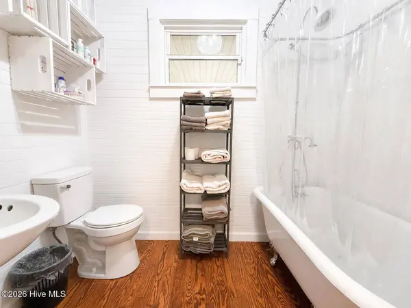 231 N Nc 33 HWY E, Chocowinity, NC 27817