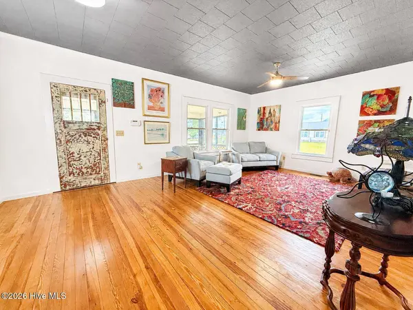 231 N Nc 33 HWY E, Chocowinity, NC 27817