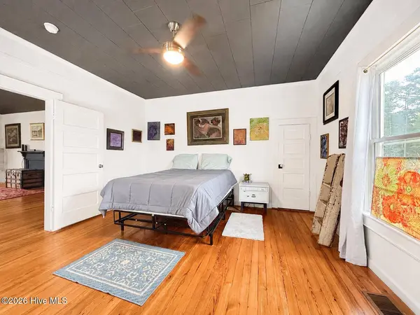 231 N Nc 33 HWY E, Chocowinity, NC 27817