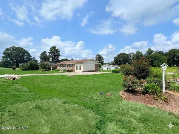 2103 Hilltop LN, Goldsboro, NC 27530