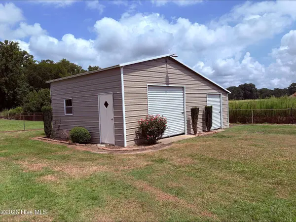 2103 Hilltop LN, Goldsboro, NC 27530