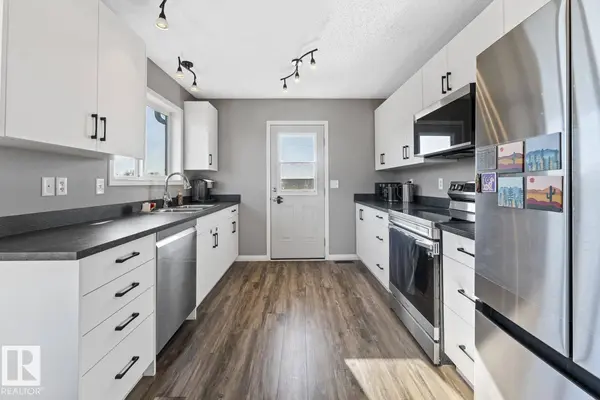 4609 62 AV, Cold Lake, AB T9M 2B5
