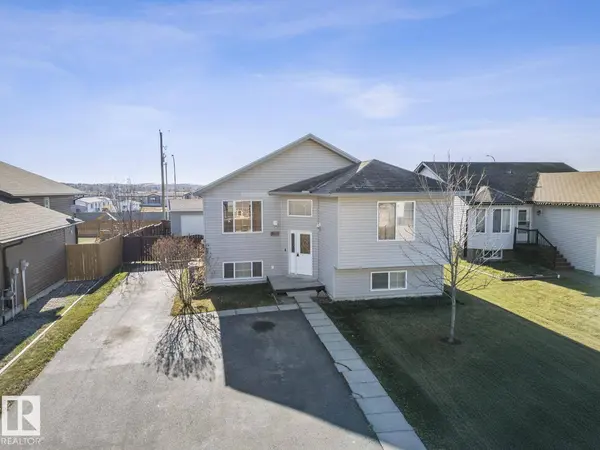 4609 62 AV, Cold Lake, AB T9M 2B5
