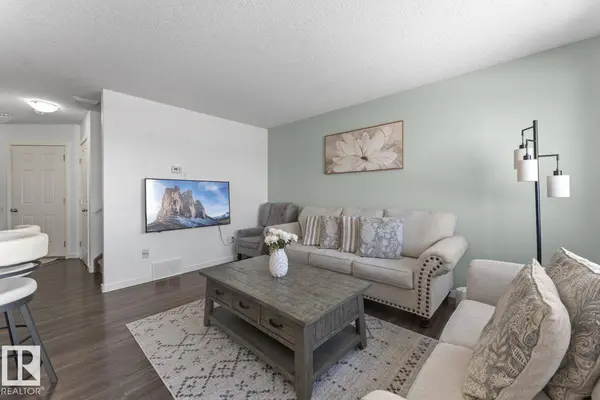 707B ROCKY WY, Cold Lake, AB T9M 0H3