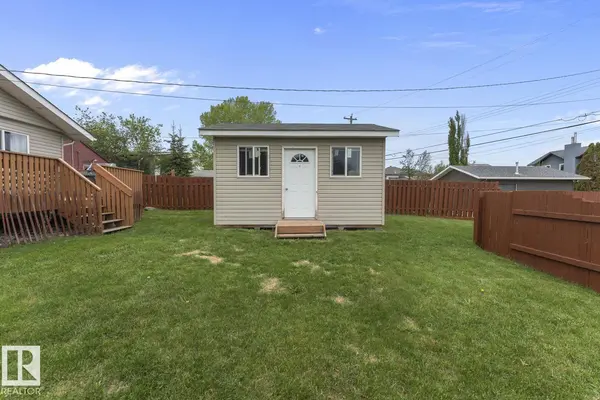 520 10 ST, Cold Lake, AB T9M 1A2