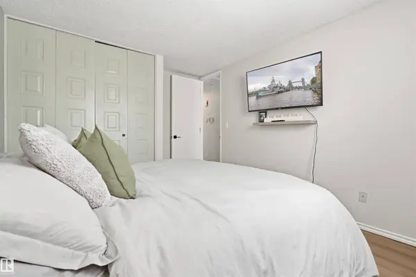204 22 ST, Cold Lake, AB T9M 1E8