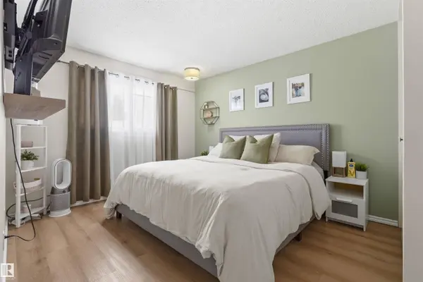 204 22 ST, Cold Lake, AB T9M 1E8