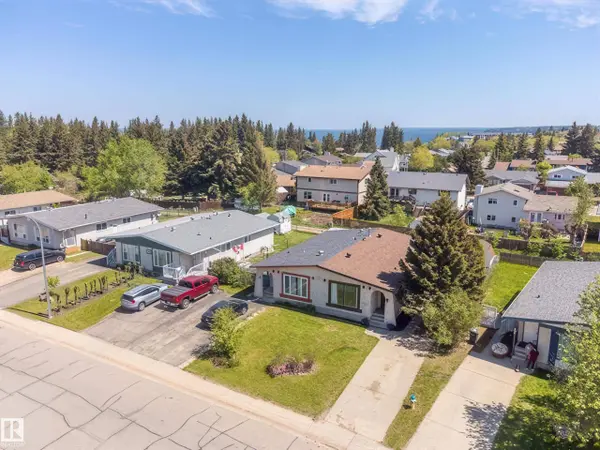 204 22 ST, Cold Lake, AB T9M 1E8