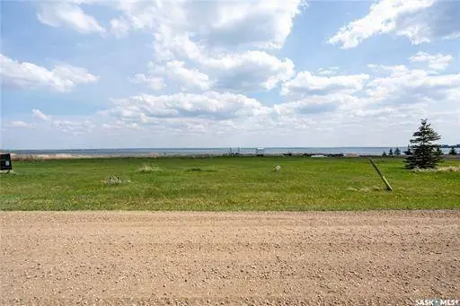 700 Lakeshore DRIVE, Meota, SK S0M 1X0