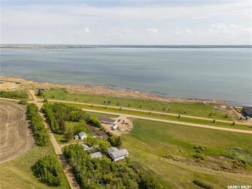 780 Lakeshore DRIVE, Meota, SK S0M 1X0
