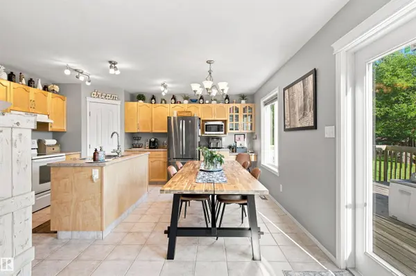 2502 6 AV, Cold Lake, AB T9M 1M6
