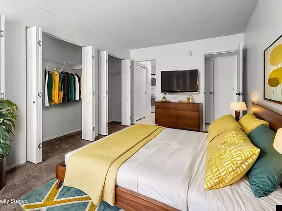 Omaha, NE 68154-2103,12727 W Dodge Rd