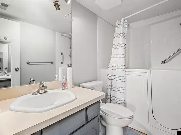 Omaha, NE 68154-2103,12727 W Dodge Rd