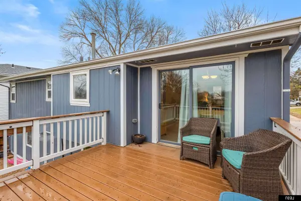 11705 Hartman Avenue, Omaha, NE 68164