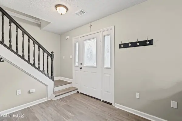 6949 Black Oak Drive, Walls, MS 38680