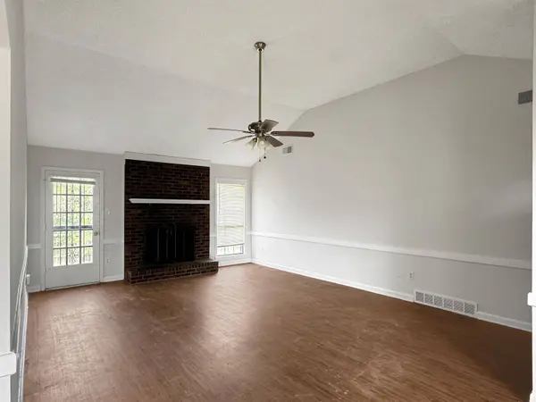 4788 HUNTERS GLEN CV, Unicorp/memphis, TN 38128
