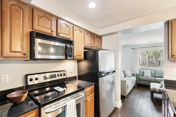 7457 S GERMANTOWN SQ, Germantown, TN 38138