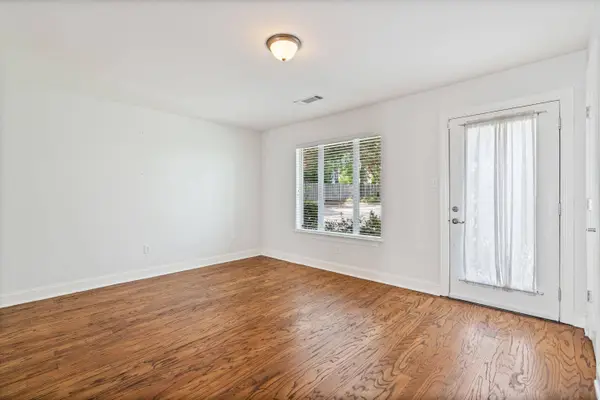 2240 GERMANTOWN SQ, Germantown, TN 38138