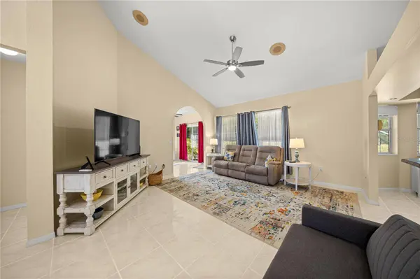 11594 SW 75TH CIR, Ocala, FL 34476