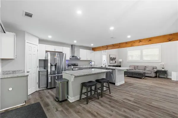 671 LOST CREEK CIR, Stone Mountain, GA 30088