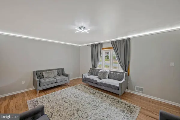 7515 LENHAM DR, Fort Washington, MD 20744