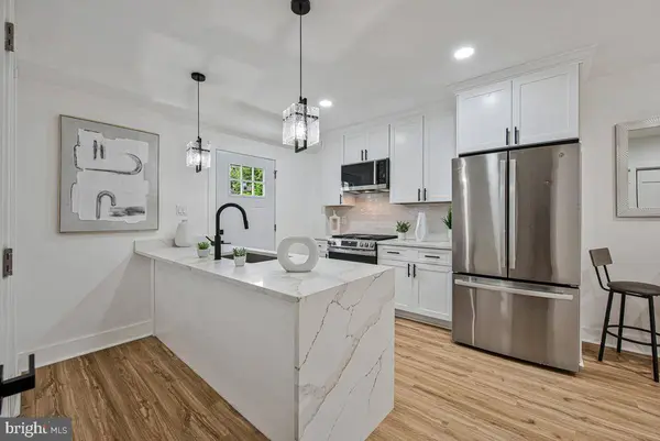 305 34TH PL NE