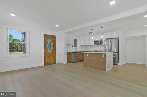 2500 ARLINGTON, Arlington, VA 22204