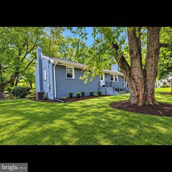 5110 BARTO AVE, Suitland, MD 20746