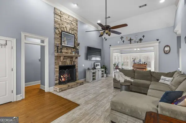 8399 E Carroll RD, Whitesburg, GA 30185