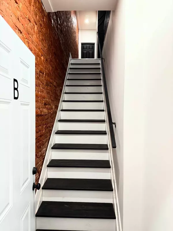 4539 N 18th St #B, Philadelphia, PA 19140-1014