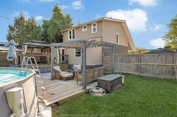 9469 COUNTY RD 11, Mcgregor, ON N0R 1J0