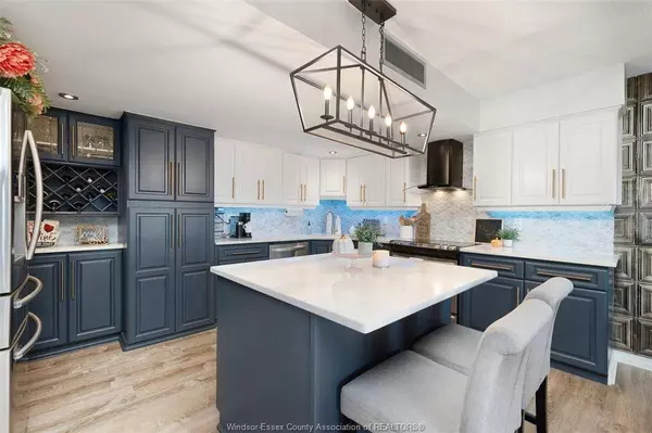 380 PELISSIER Street #708, Windsor, ON N9A 6V7