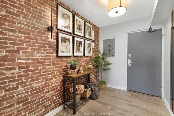 380 PELISSIER Street #708, Windsor, ON N9A 6V7