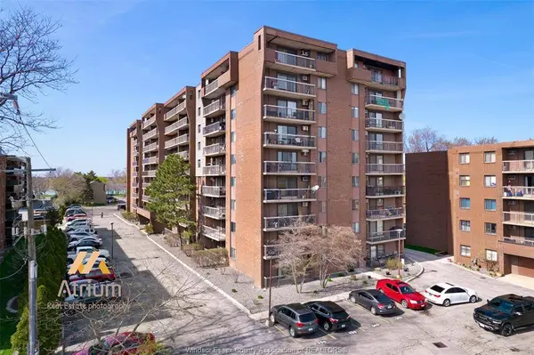 3936 WYANDOTTE Street East #207, Windsor, ON N8Y 4V1