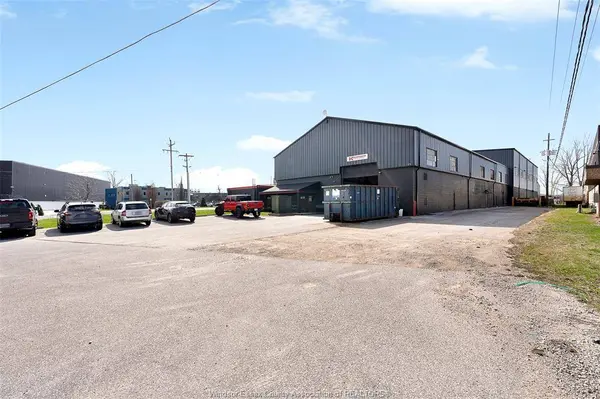 1720 NORTH TALBOT Road, Oldcastle, ON N9A 6J3