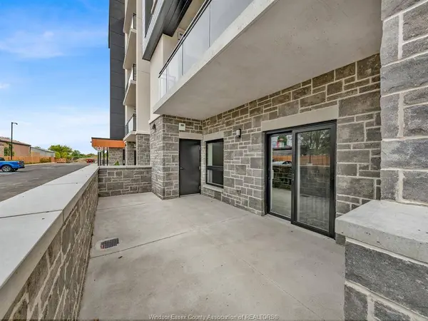 11646 TECUMSEH Road #500, Windsor, ON N8N 1L7
