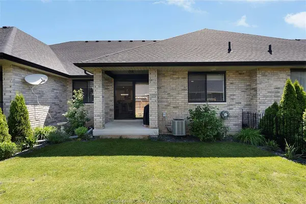 211 LIVINGSTONE Crescent, Amherstburg, ON N9V 4C5