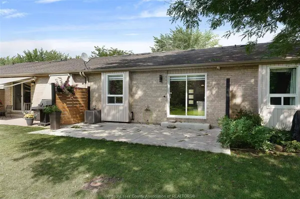 19 MALIBU Drive, Leamington, ON N8H 5G4