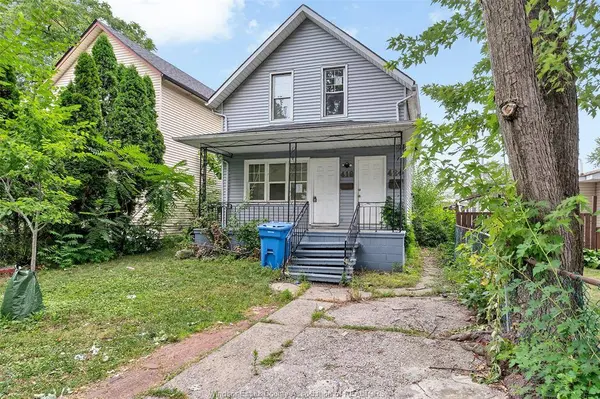 418 CARON Avenue, Windsor, ON N9A 5B4