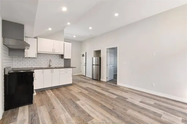 1069 MARENTETTE Avenue #UPPER, Windsor, ON N9A 2A4