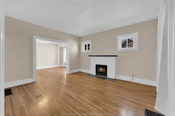 1605 DOUGALL Avenue, Windsor, ON N8X 1S4