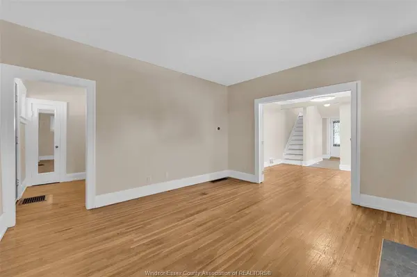 1605 DOUGALL Avenue, Windsor, ON N8X 1S4