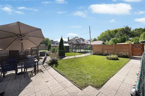 253 PIERRE Avenue, Windsor, ON N9A 2J6