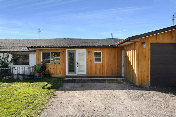 8865 HOWARD Avenue, Lasalle, ON N0R 1L0