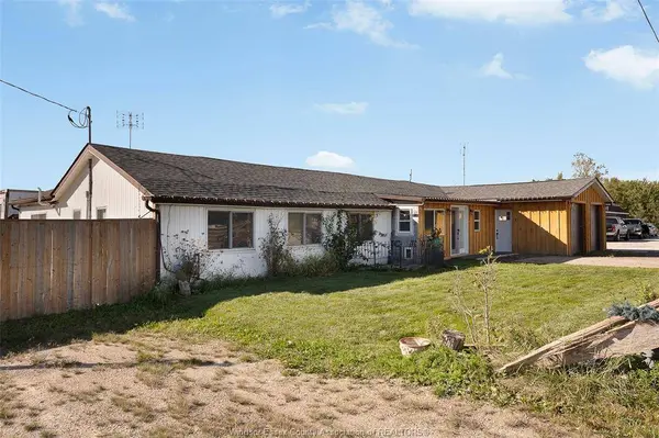 8865 HOWARD Avenue, Lasalle, ON N0R 1L0