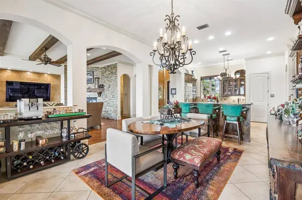 6212 Lakeside Drive, Fort Worth, TX 76179