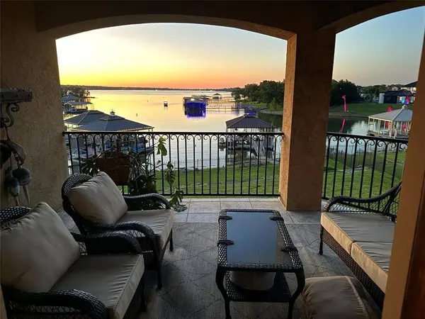 6212 Lakeside Drive, Fort Worth, TX 76179